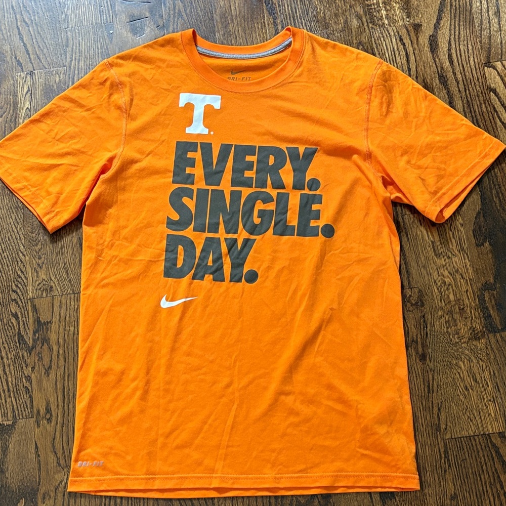 Nike DRI-FIT T-shirt Orange University of Tennessee “Every Single Day” M unisex